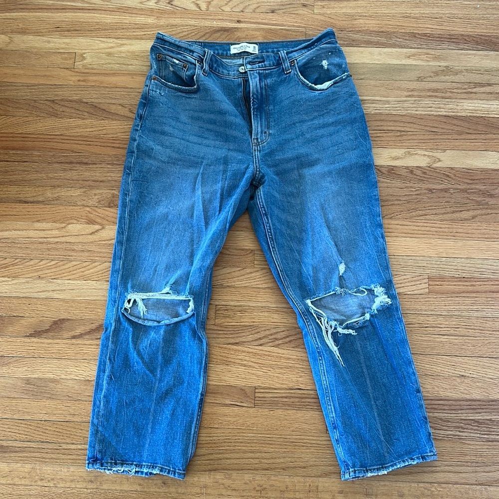 Abercrombie Ankle Straight Jean